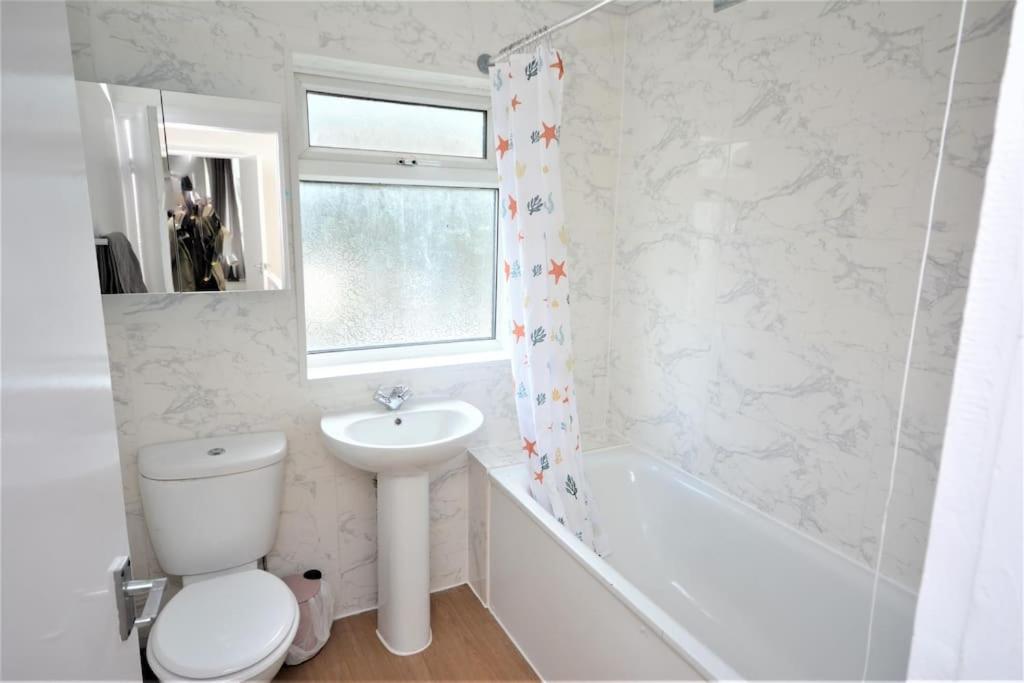 4 Bedroom House In East London Luaran gambar